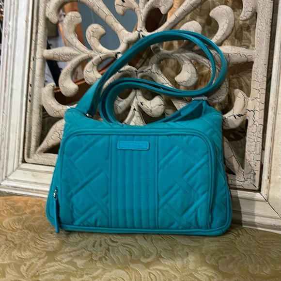 Vera Bradley Shoulder Bag - Picture 1 of 4